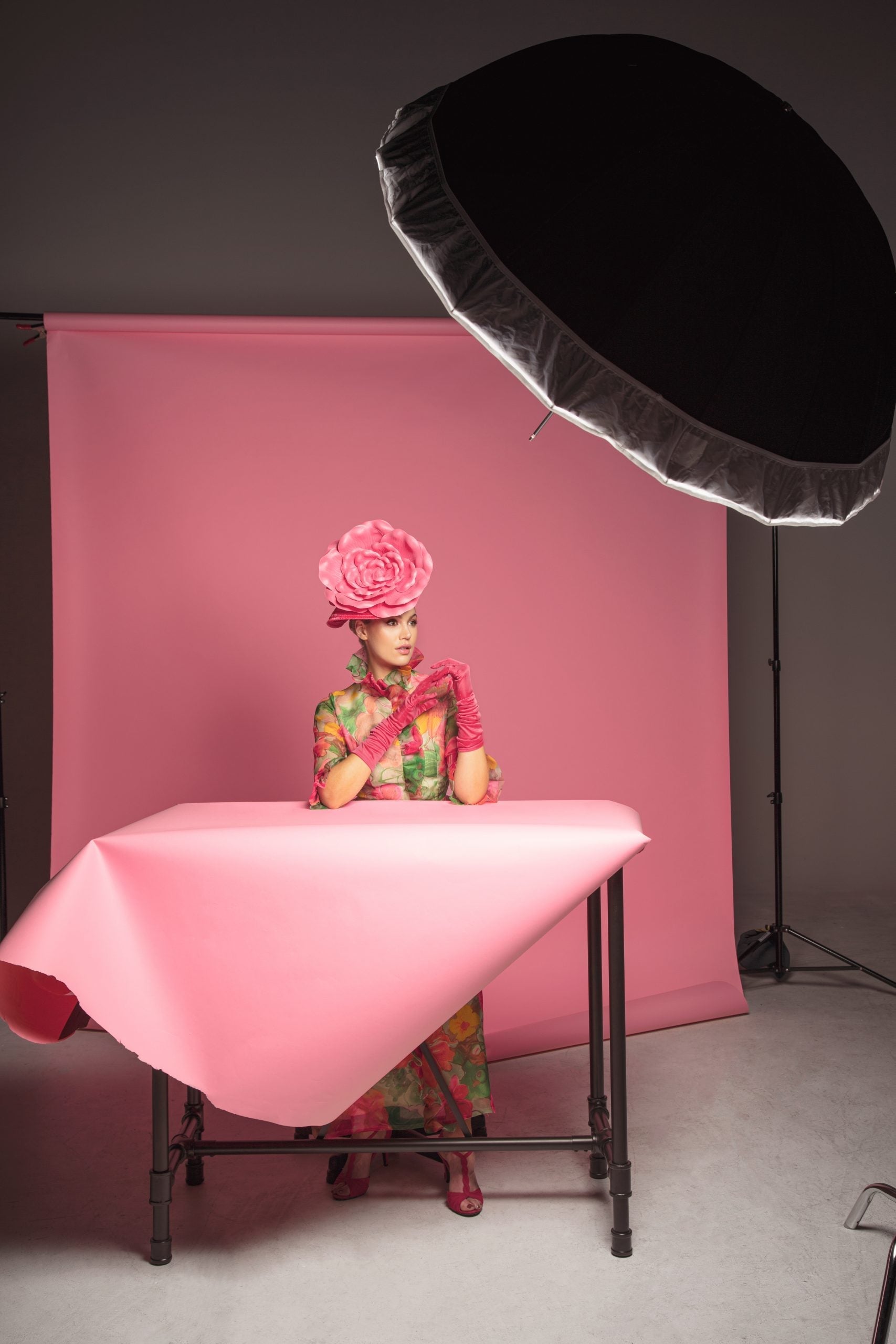 BTS with 43 Inch Umbrella