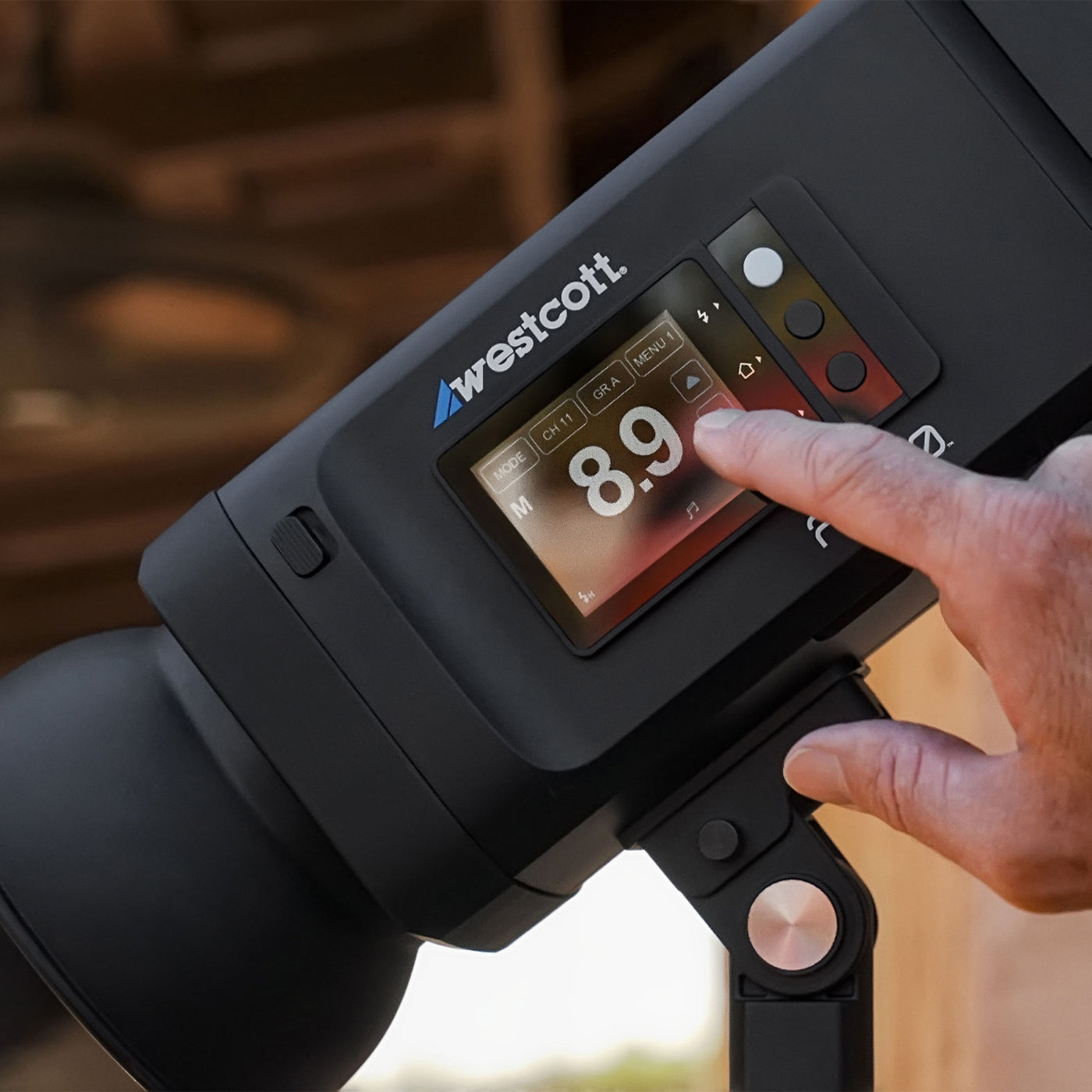 FJ800 Strobe OLED Touchscreen Display