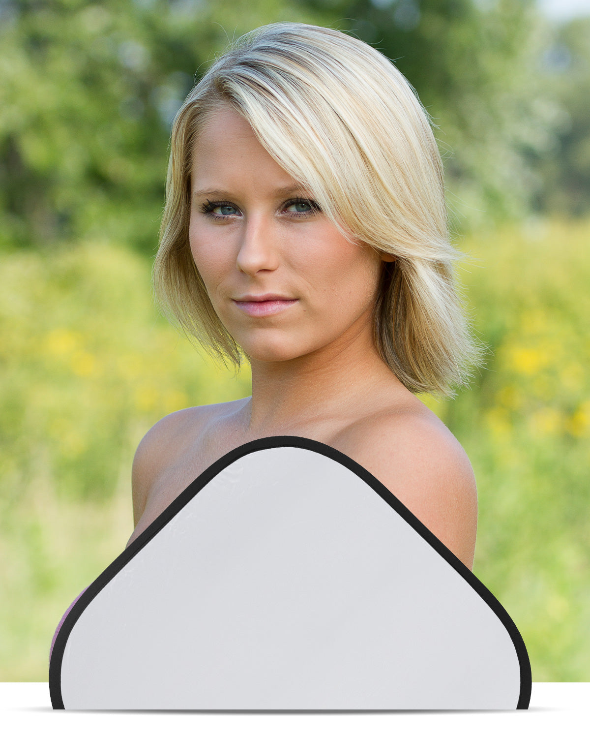 Diffusion Illuminator Reflector Outdoor Portrait