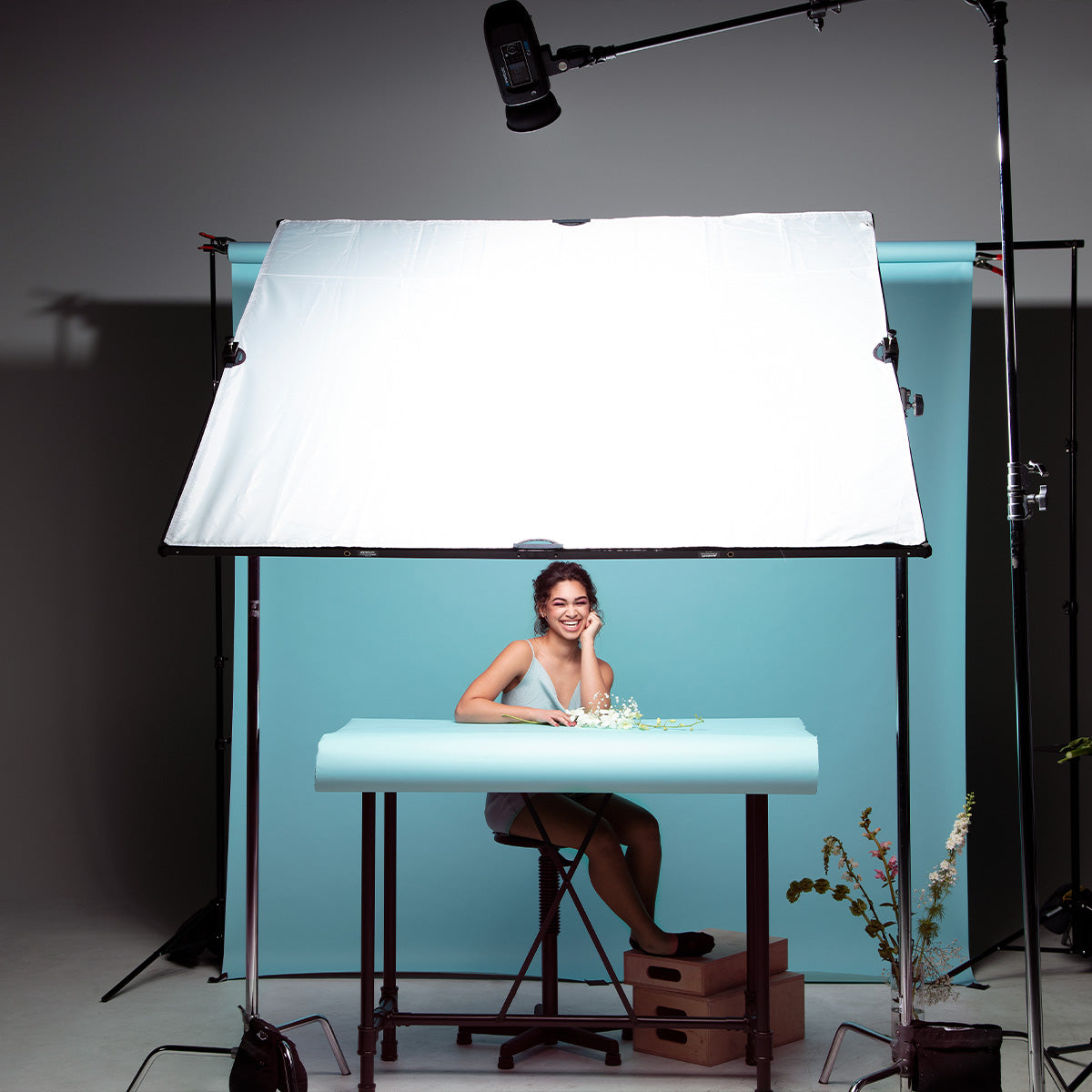 fj400 strobe with large scrim jim cine diffusion panel for in studio portrait