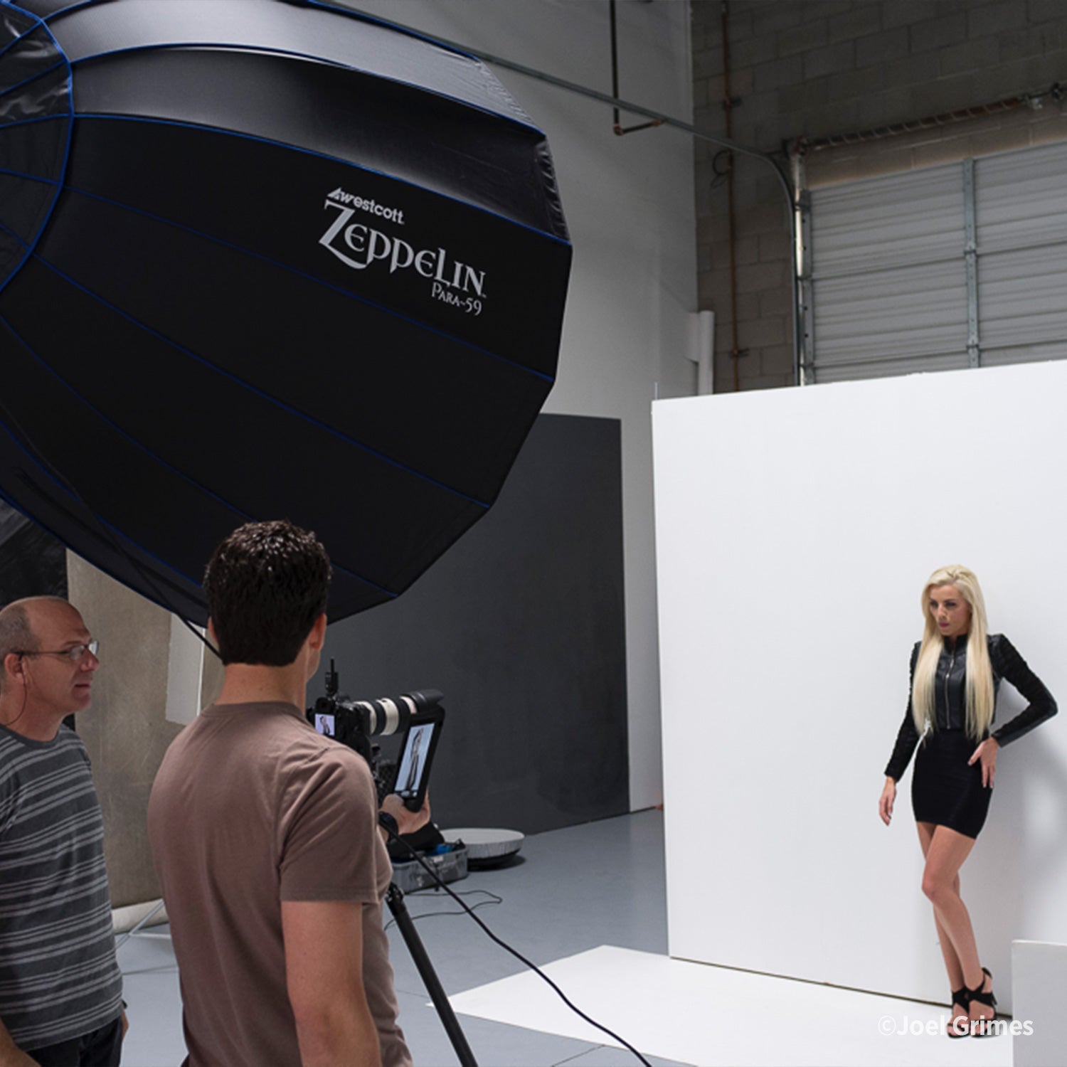 Zeppelin Deep Parabolic Softbox (59")