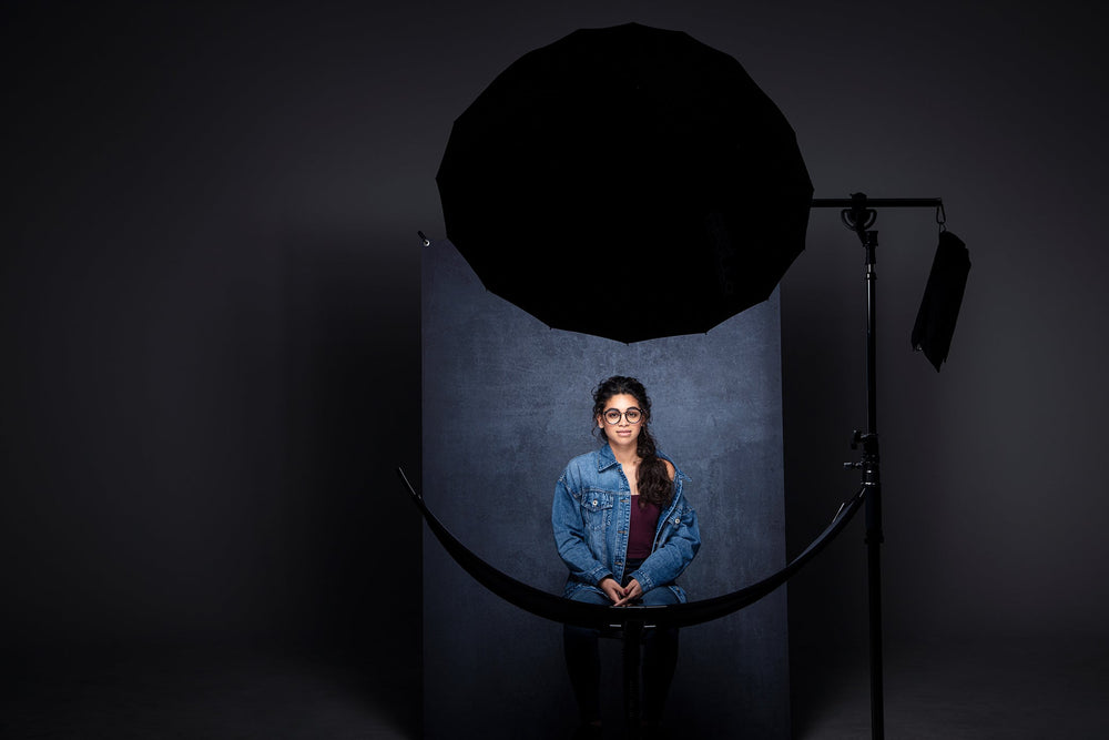 Portrait Lighting Tips to Avoiding Glare in Glasses
