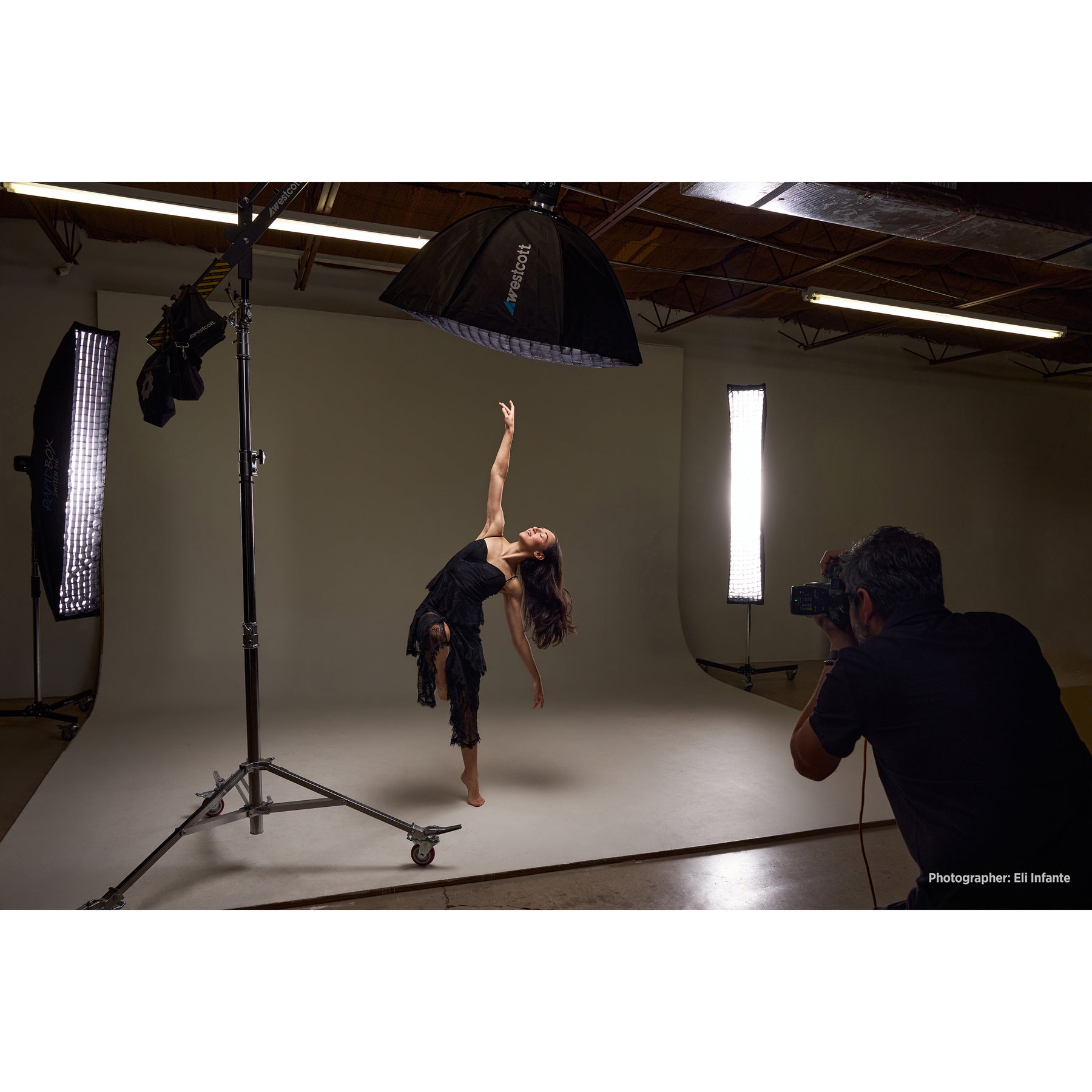 Rapid Box Switch 1x6 Fold-Flat Softbox & Grid