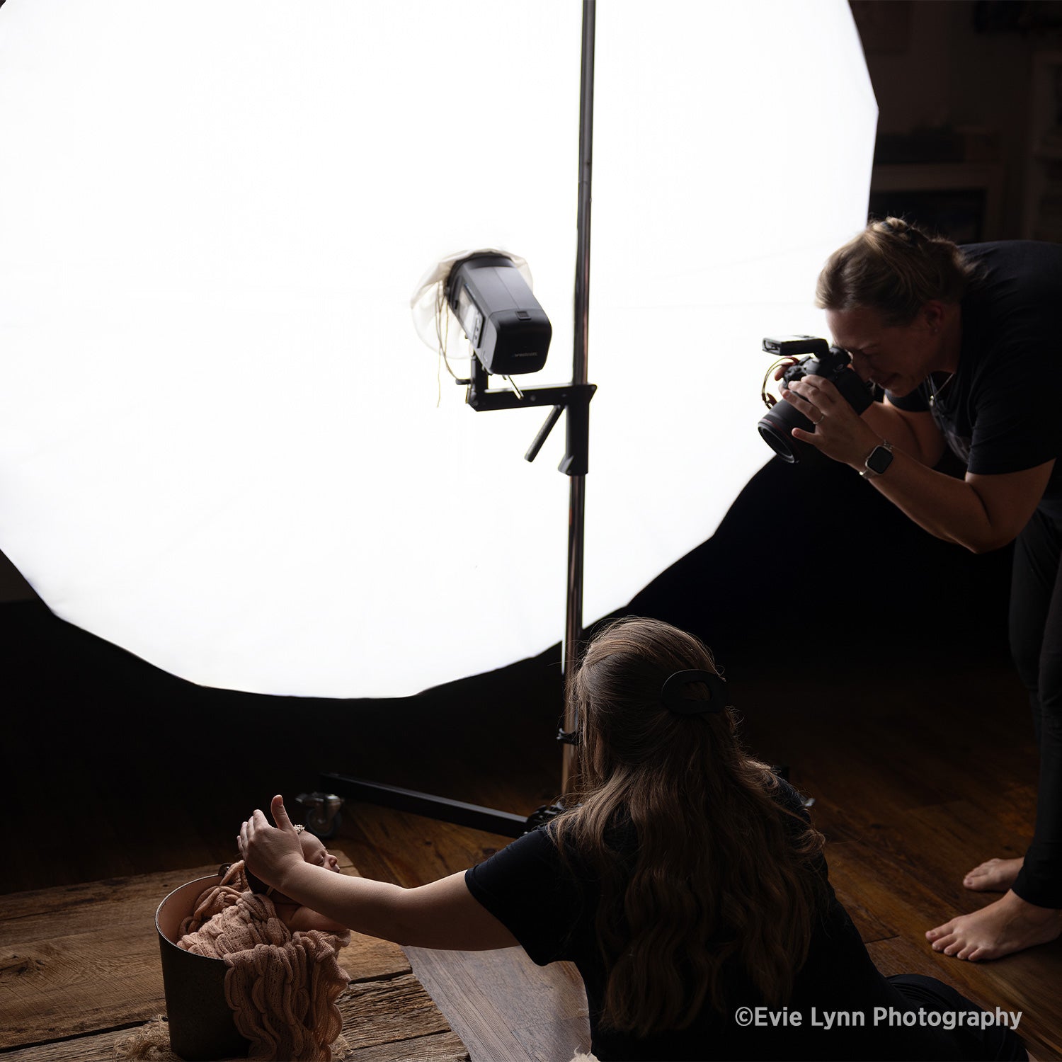 FJ400 II Newborn Portrait Lighting Kit