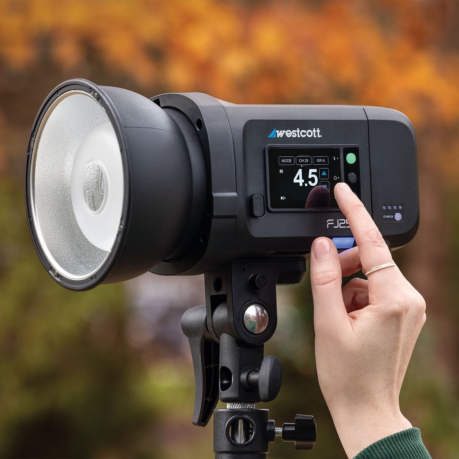 FJ250 Strobe 1-Light Backpack Kit with FJ-X3 Wireless Trigger